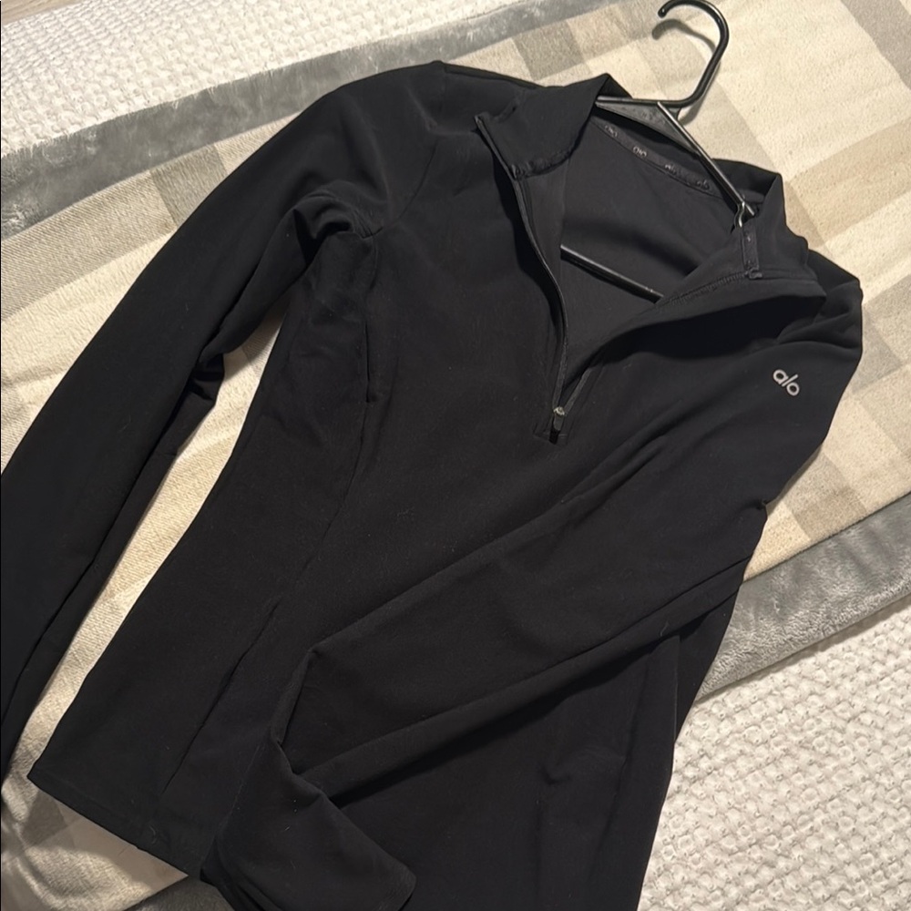 alo Black Quarter-Zip Performance Top